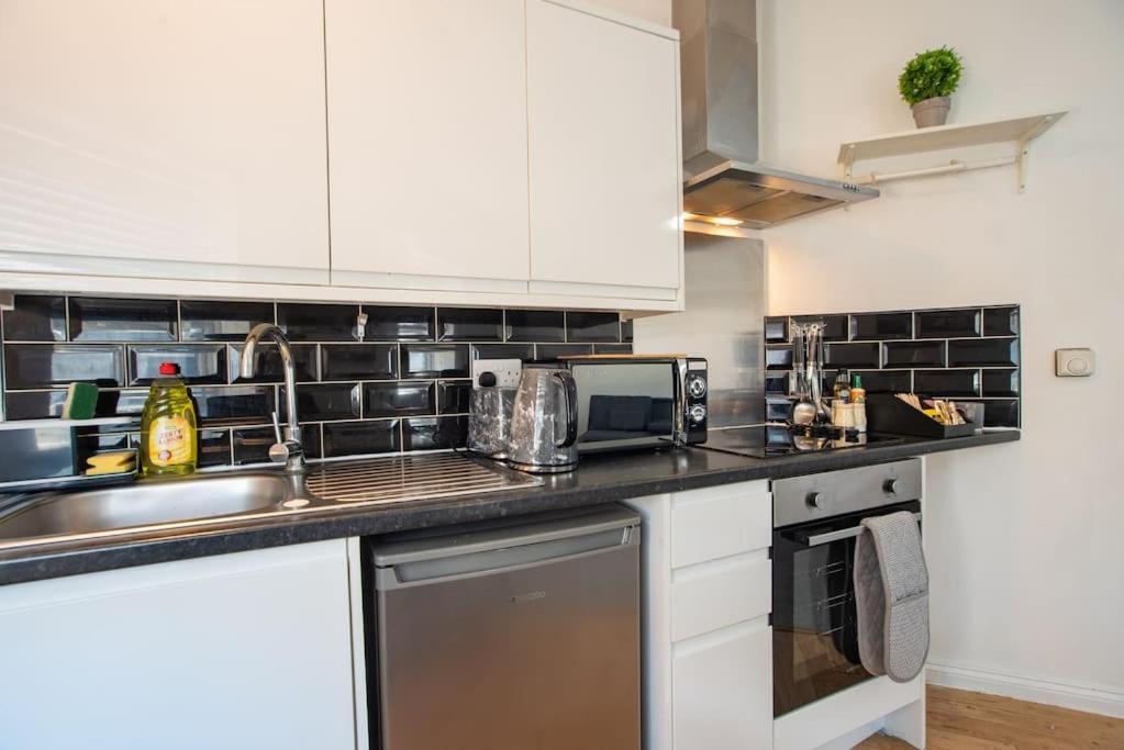 Watford Central Serviced Apartments 2 Extérieur photo